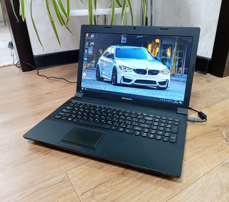 Ноутбук LENOVO 1TB Windows 10.