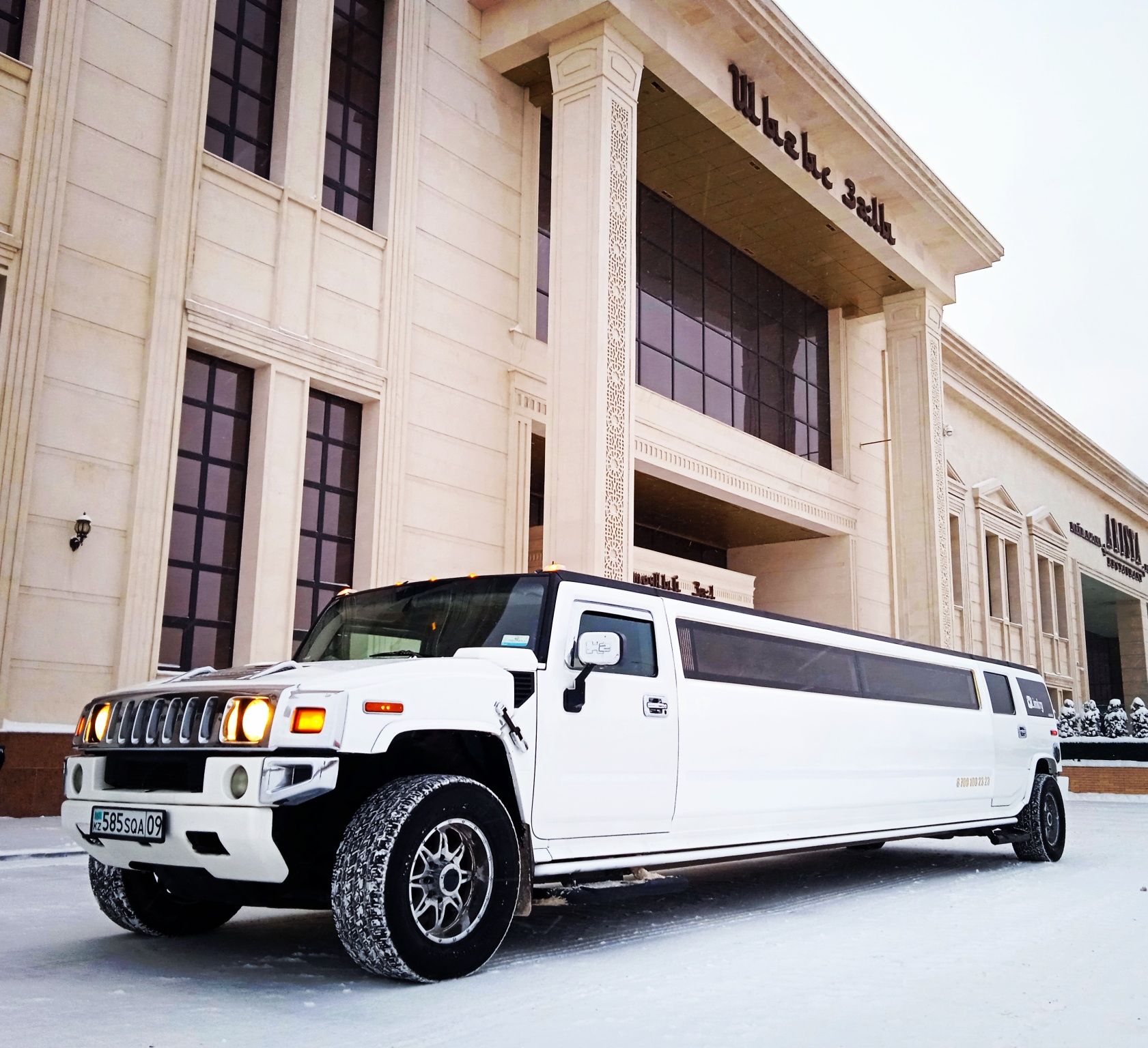 Лимузин Hummer 8 колёсный