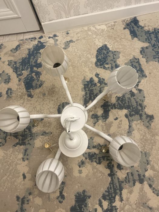 Продается люстры    б/у  3шт