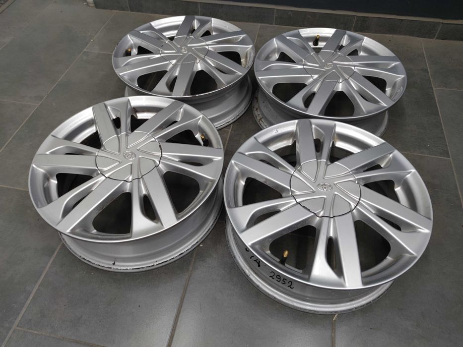Джанти с гуми 15 - Toyota Aygo