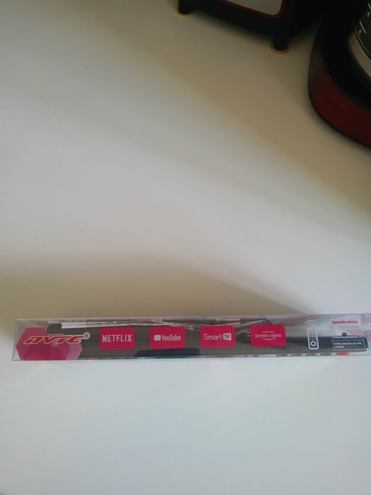Vând telecomanda universala pentru tv .