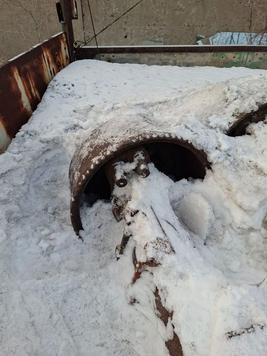 Продам оси на прицеп