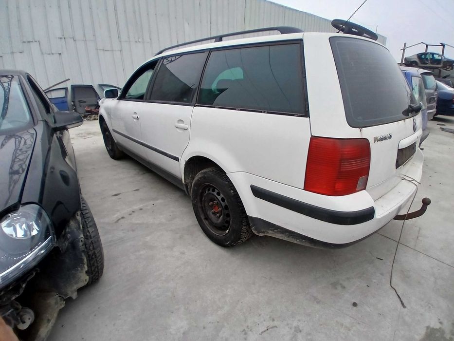 dezmembrez passat b5