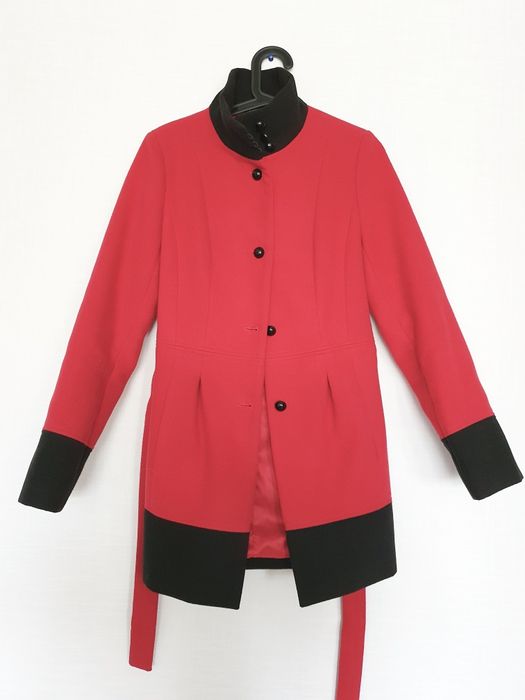 Пальто осеннее 44-46 рр