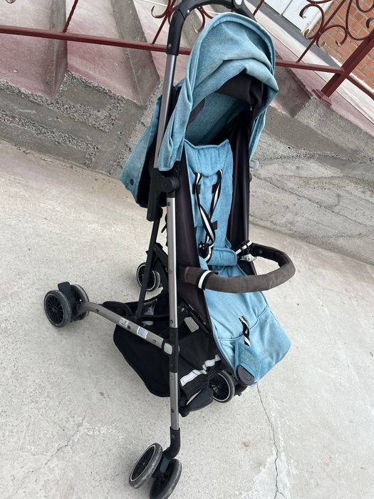 коляска прогулочный