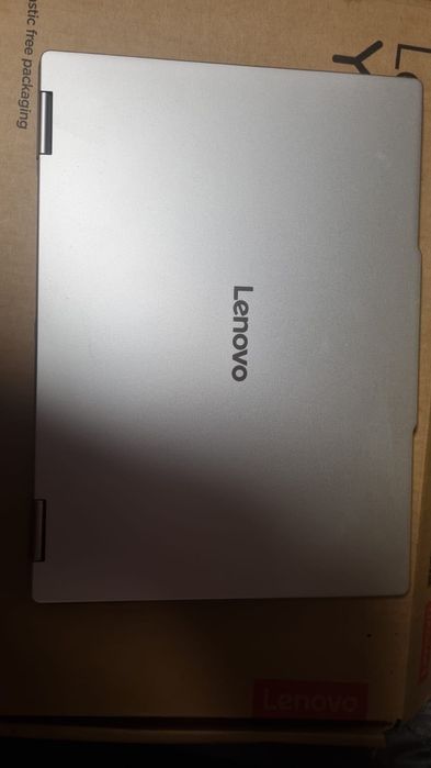 Vand laptop lenovo