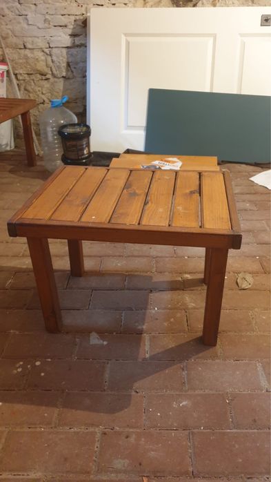 Mobilier plaja umbrele , șezlonguri