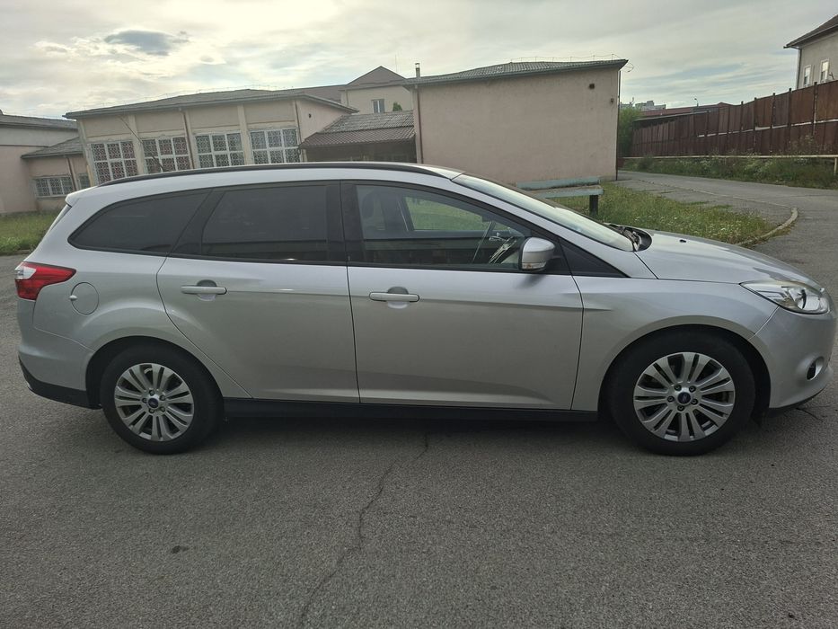 FORD Focus 2014 — imagine 3