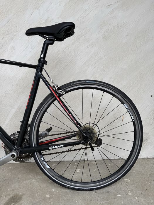 Bicicleta  de oraș/Cursiera  Giant Rapid 3