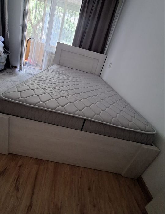 Продам кровать и матрас