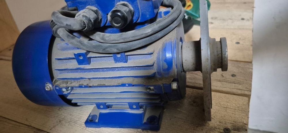 Асинхронные двигатель