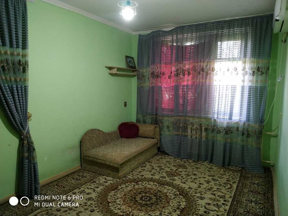 1 xonali kvartira sotiladi