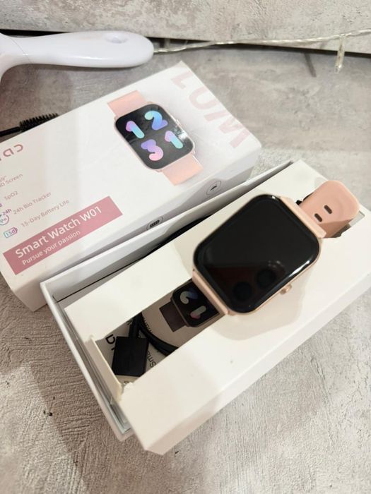 Умные смарт часы , в идеальном состояние