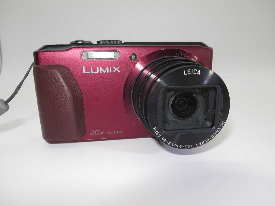Panasonic Lumix TZ40 - ултра компактен фотоапарат, дигитална камера със LEICA оптика 20х оптичен, Full HD видео, тествана и работи Отлично!