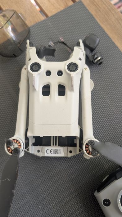 Drona Dji mini 3 pro