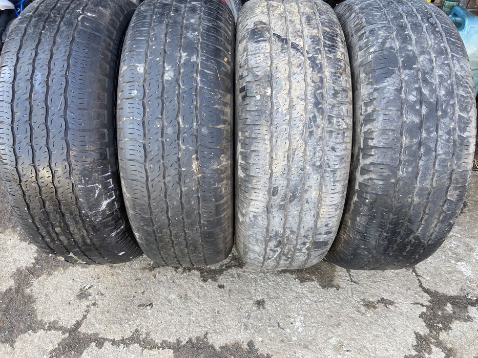 Продам шины 245/65 R17