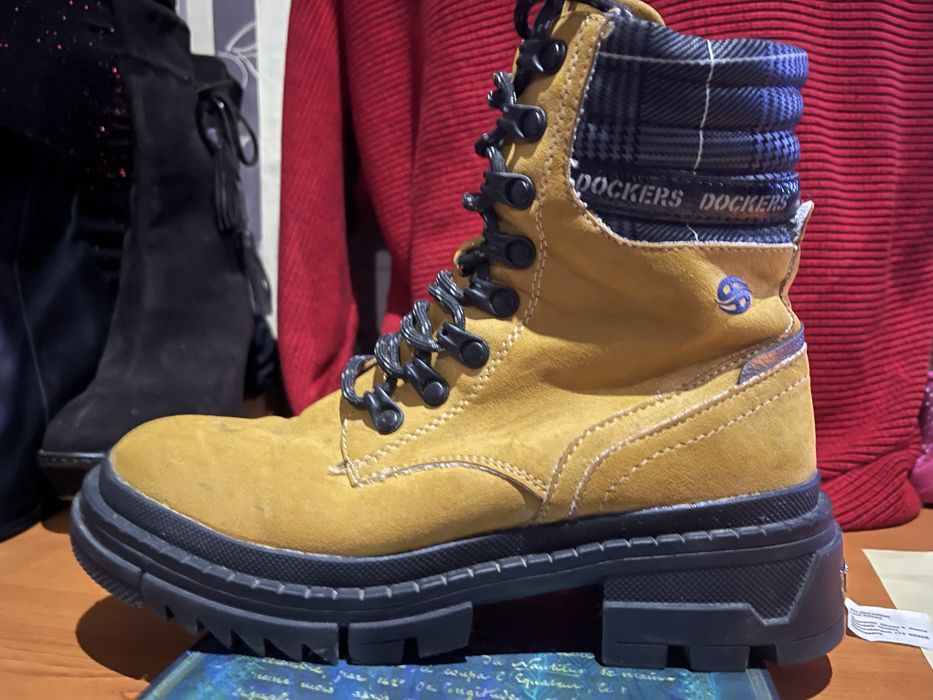 Дамски боти Dockers 37 размер