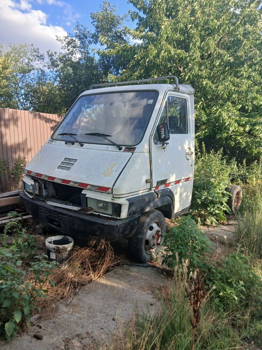 De vinzare pentru piese renault messenger an 1996