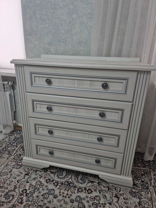 Гарнитур спальный