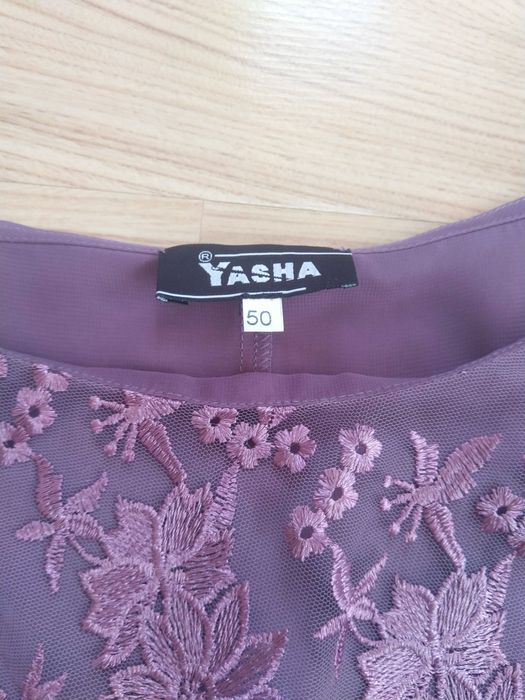 Луксозна красива блуза