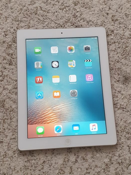 Apple iPod 32GB cu cartela sim.