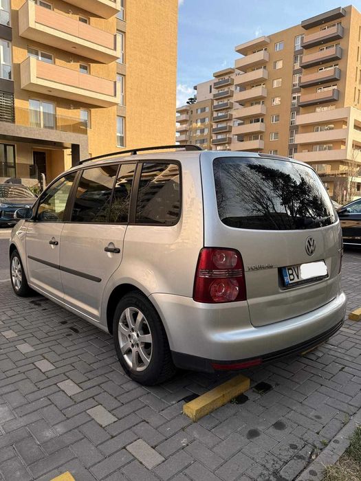 VOLKSWAGEN Touran 2008 — imagine 8