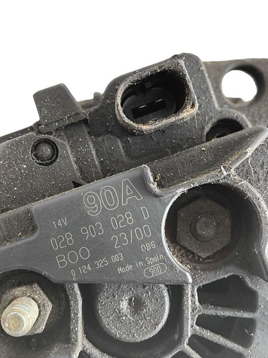 Alternator Volkswagen Golf Iv 1J1 1997 - 2007 1.6I 028903028D