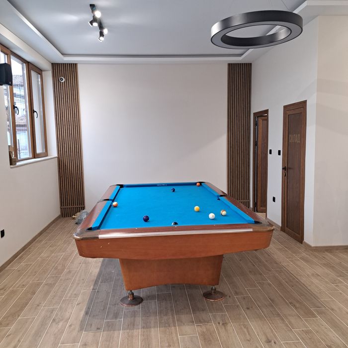 Билярдна маса 8 фута