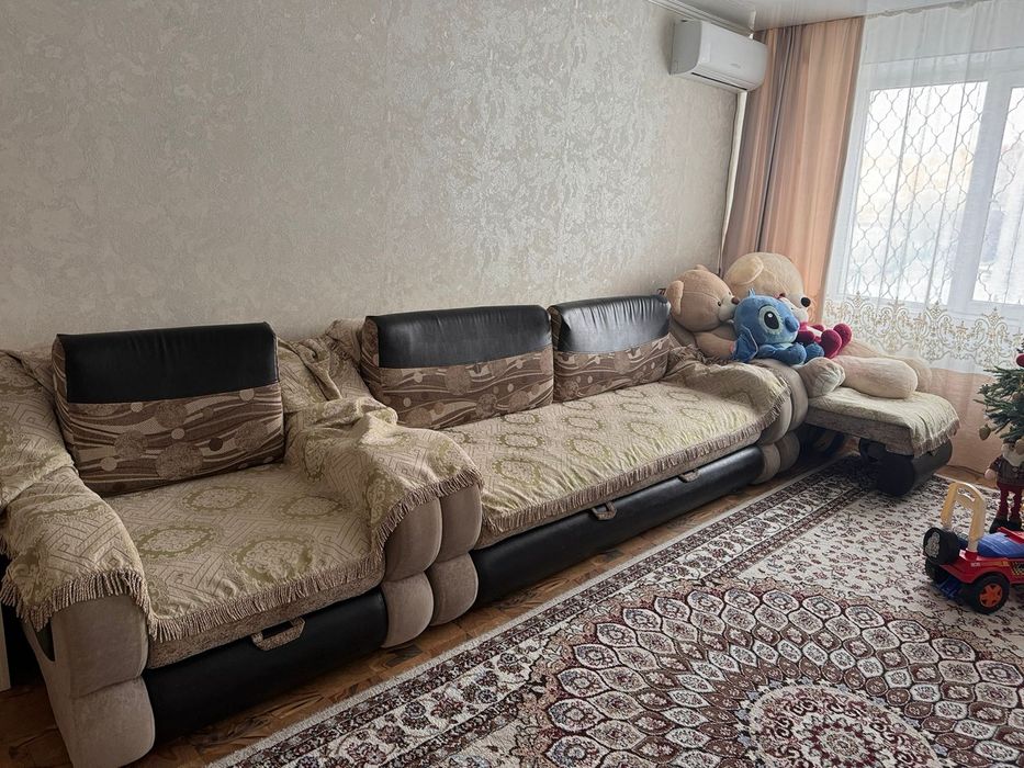 Диван с креслами