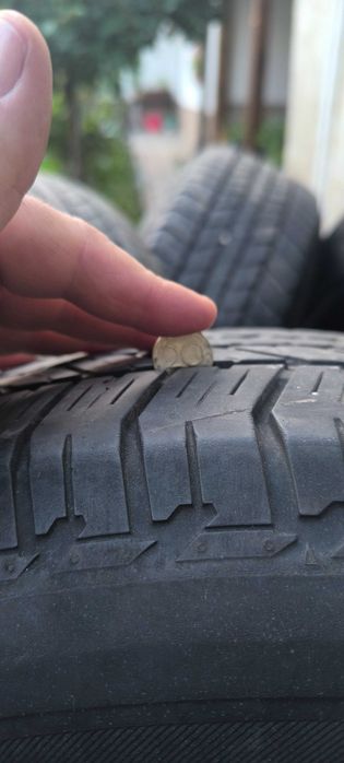 Автомобилни гуми 265/70/17; Bridgestone