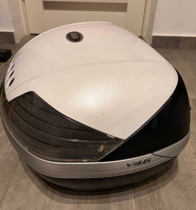 Topbox Givi V46 Monokey + rear rack Honda Transalp xl750