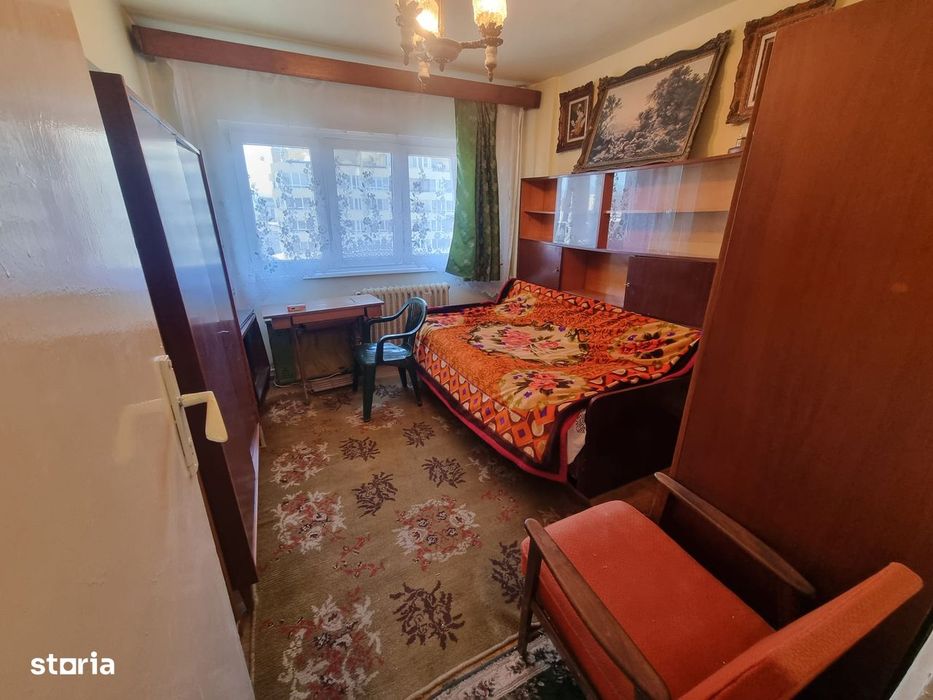 Apartament 2 camere decomandat,ultracentral,Deva-Bd.Decebal-piată