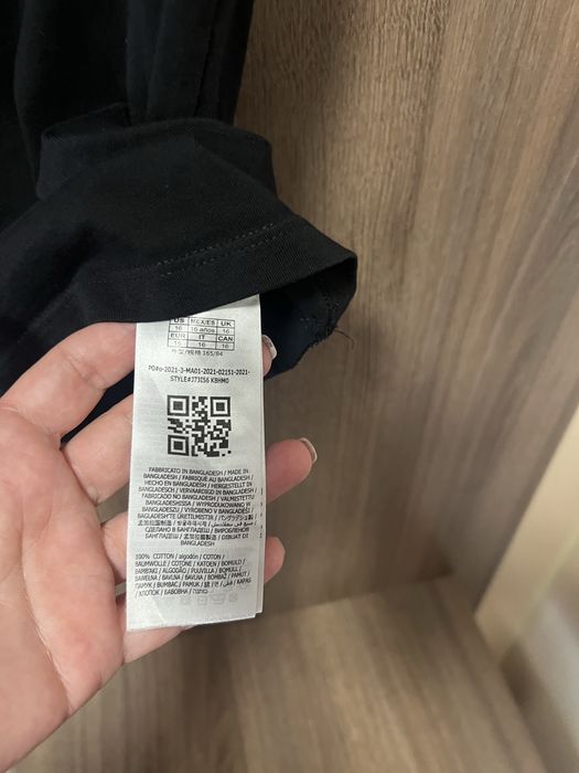 Guess тениска