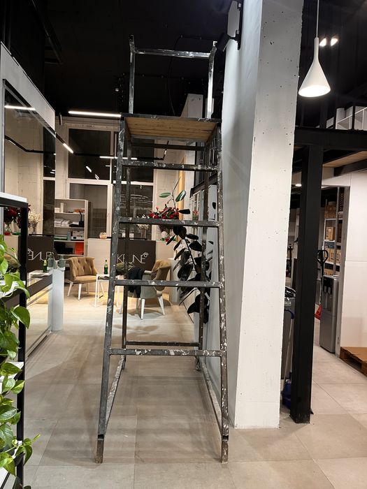 Козел-стремянка строительный