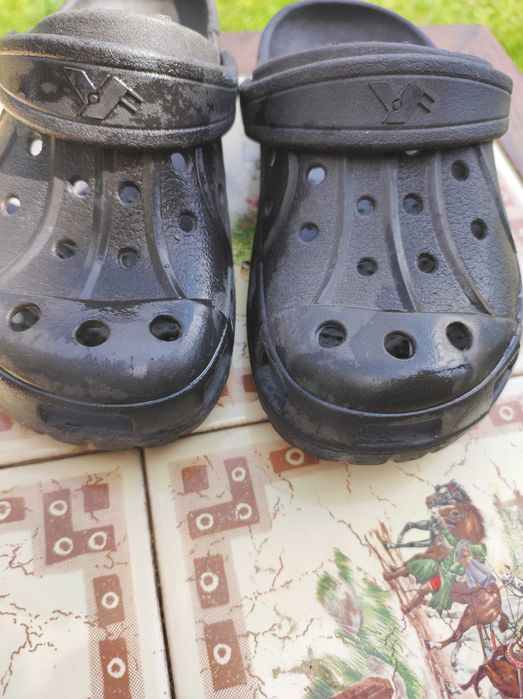 Детски крокс номер 27