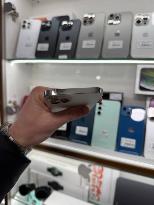 Iphone 12 Pro sotiladi