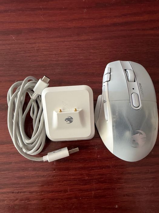 Мишка Roccat Kone xp air white с докинг станция