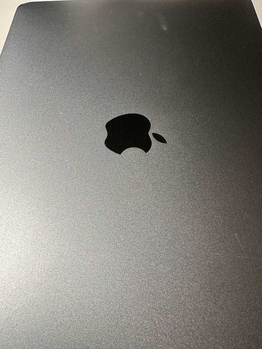 MacBook pro 2017 (model A1708)