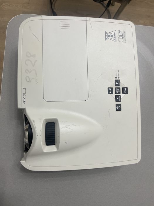 Проектор короткофокусный vivibright