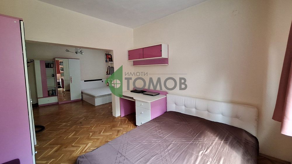Продава се Тристаен апартамент в Стара Загора, Център - 82 кв.м за 1841 €/кв.м - Снимка #8