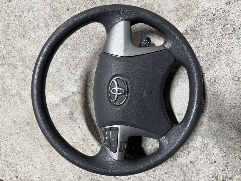 Руль на Camry 40. Американец