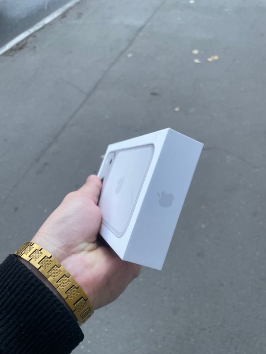 Iphone 17 pro 256gb новый