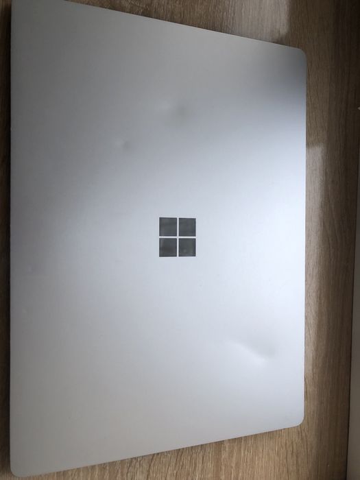 Noutbuk Microsoft Surface laptop 3 intel core i5 10-avlod 8/256 GB