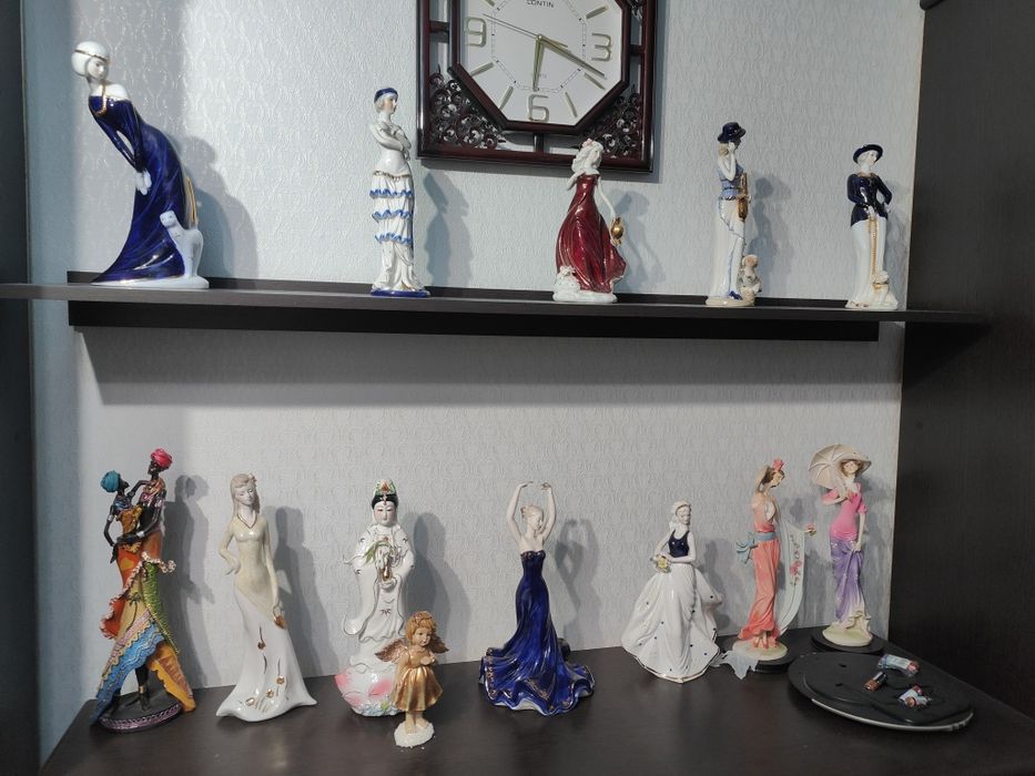 Картины переливающиеся , статуэткии