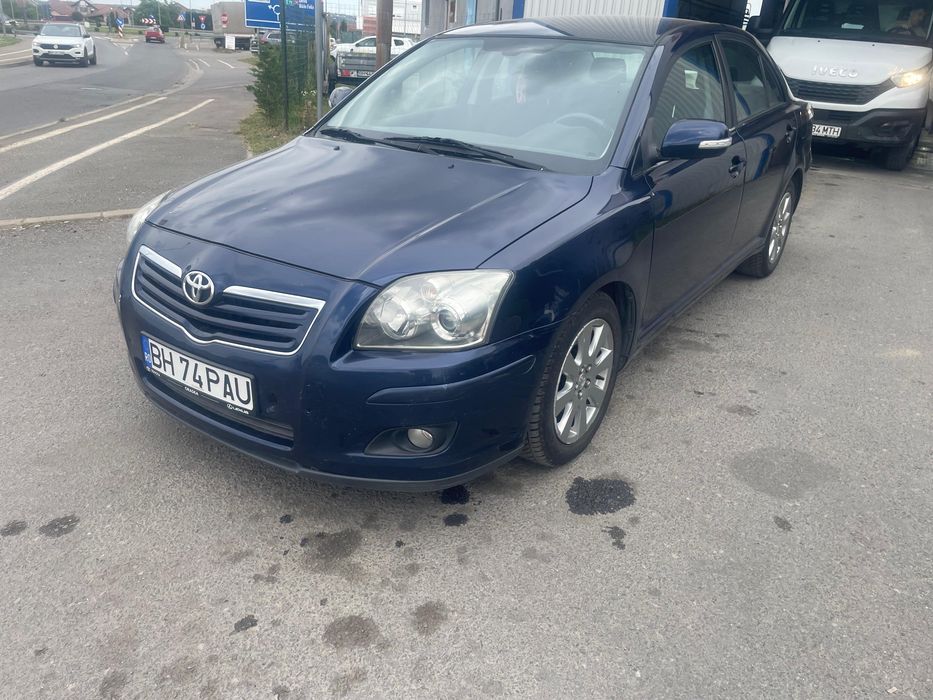 TOYOTA Avensis