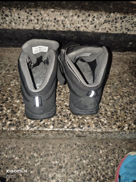 Зимни обувки Traxole с шипове 39 номер