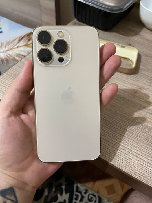 13 pro sotiladi xolati ideal