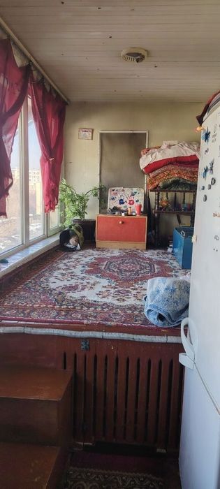 Продается квартира Юнусабад 9кв 3/5/5