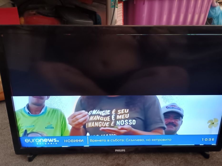 Телевизор Philips 24 инча с повреда за части