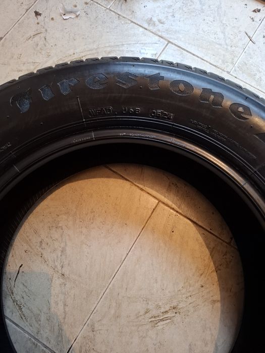 2 Летни гуми Firestone 185/65/15 ДОТ24 6.5мм